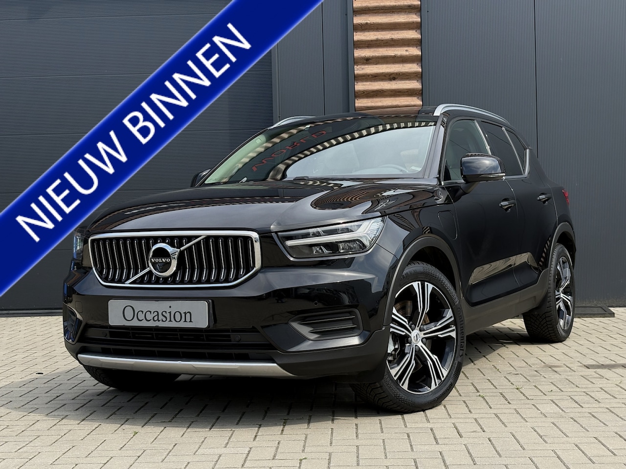 Volvo XC40 - 1.5 T5 Twin Engine Inscription 1e Eigenaar Airco ACC Cr-Control CarPlay Panoramadak - AutoWereld.nl