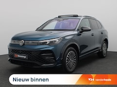 Volkswagen Tiguan - 1.5 eHybrid R-Line Edition 272PK DSG SOH 100%, Panoramadak, Trekhaak, Leder, Memorystoel,