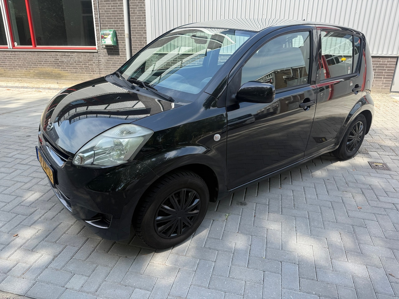 Daihatsu Sirion 2 - 1.0-12V Premium 1.0-12V Premium - AutoWereld.nl