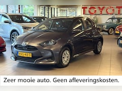 Toyota Yaris - 1.5 Hybrid Active, Navi, Carplay 40.850 KM