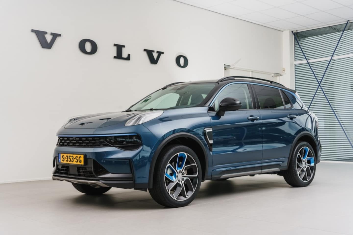 Lynk & Co 01 - Plug-in Hybride - AutoWereld.nl