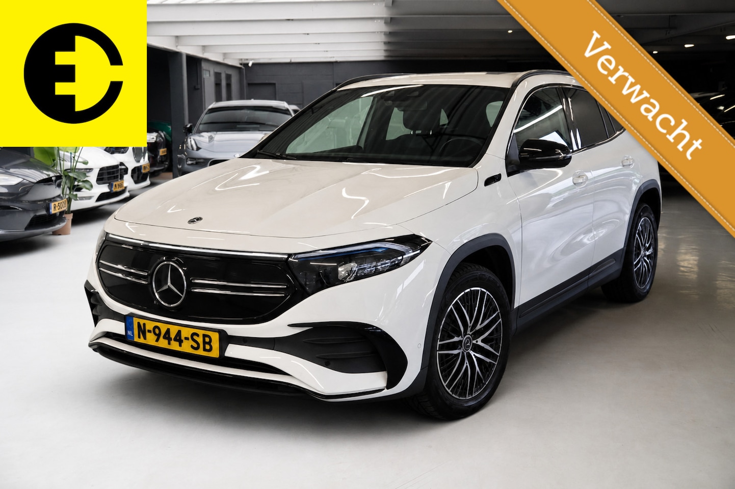 Mercedes-Benz EQA - 250 Business Solution AMG 67 kWh | SOH 93,2% | Trekhaak | Stoelverwarming | Incl.BTW - AutoWereld.nl