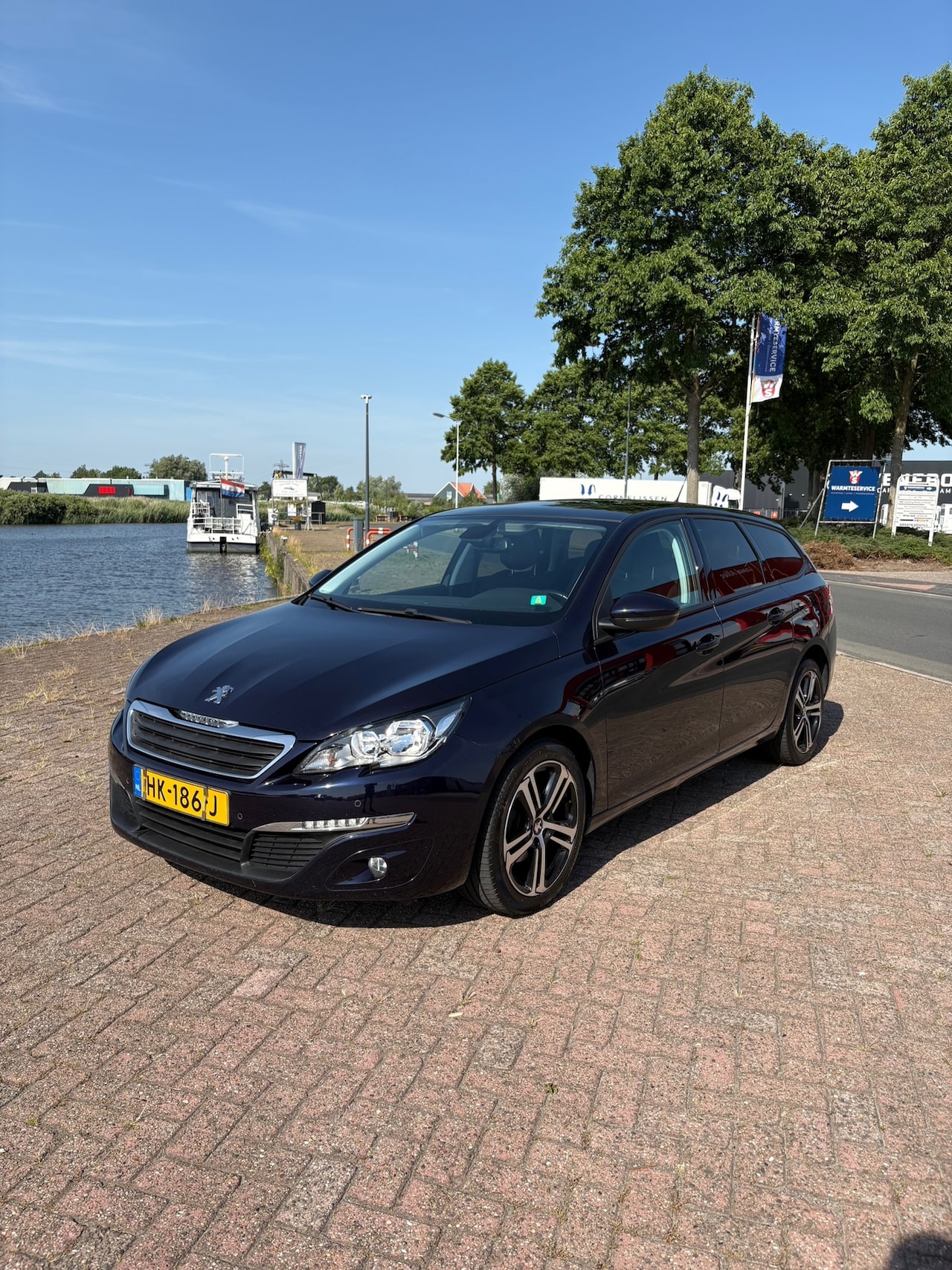 Peugeot 308 SW - 1.6 BlueHDI Blue Lease Executive Pack | Navi | CarPlay | Cruise | Trekhaak | APK 08-2026 - AutoWereld.nl