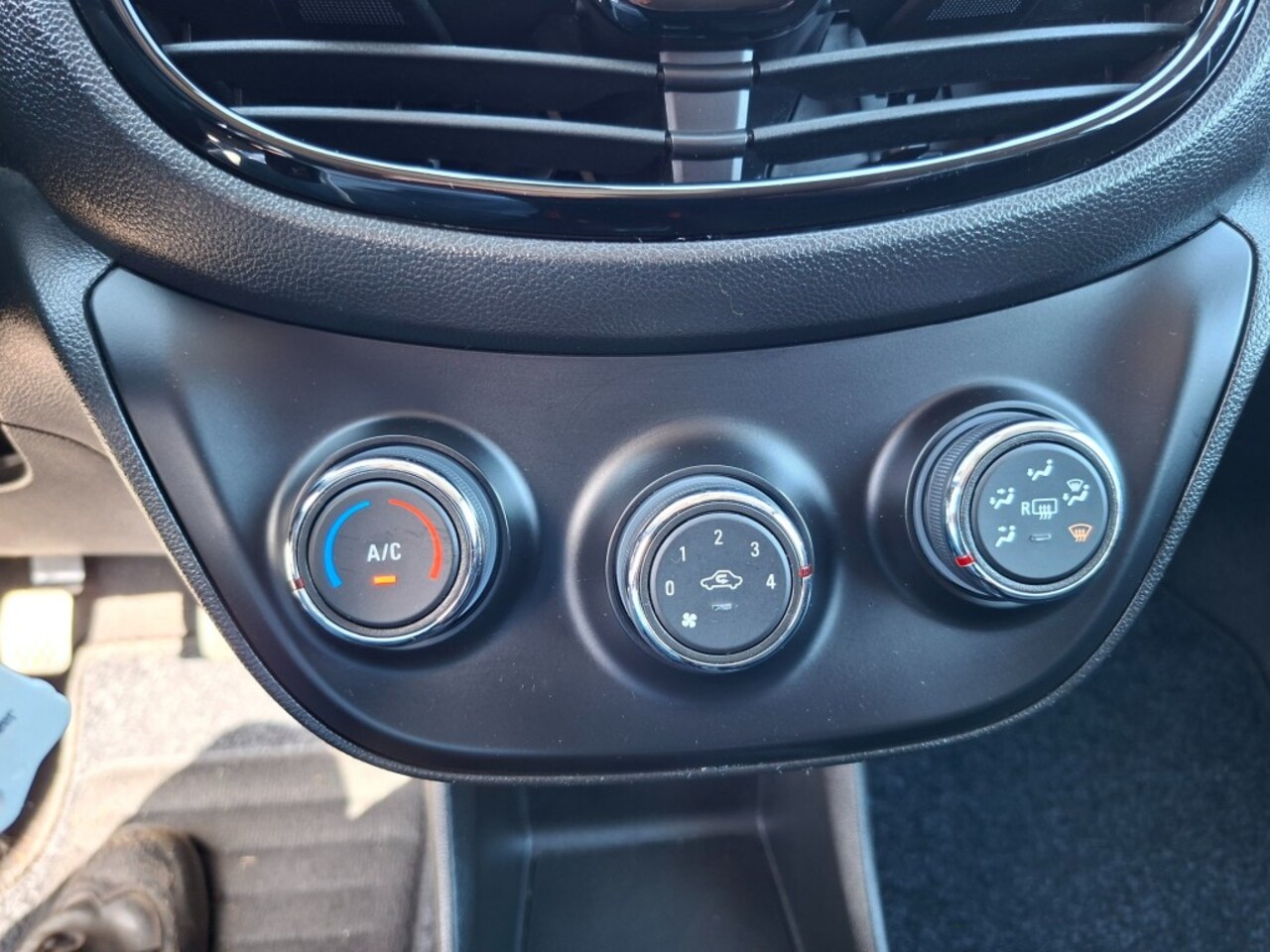 Opel Karl - 1.0 Rocks Online Edition RADIO DAB/AIRCO/CRUISE/ELEC.RAMEN+SPIEGELS/PDC/LMV