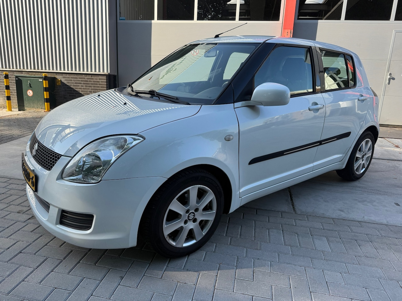 Suzuki Swift - 1.3 Xpression 1.3 Xpression - AutoWereld.nl