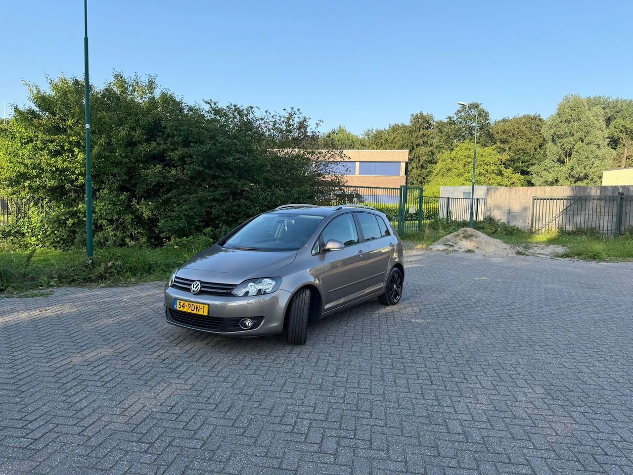 Volkswagen Golf Plus - 1.2 TSI Tour II BlueMotion 1.2 TSI Tour II BlueMotion - AutoWereld.nl