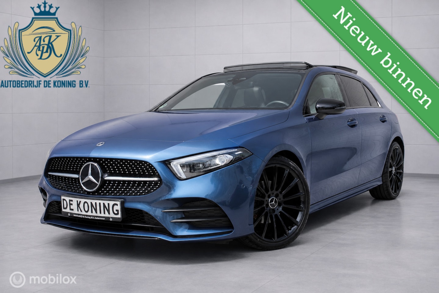 Mercedes-Benz A-klasse - A180 Nightpakket,pano,clima,Parkpakket - AutoWereld.nl