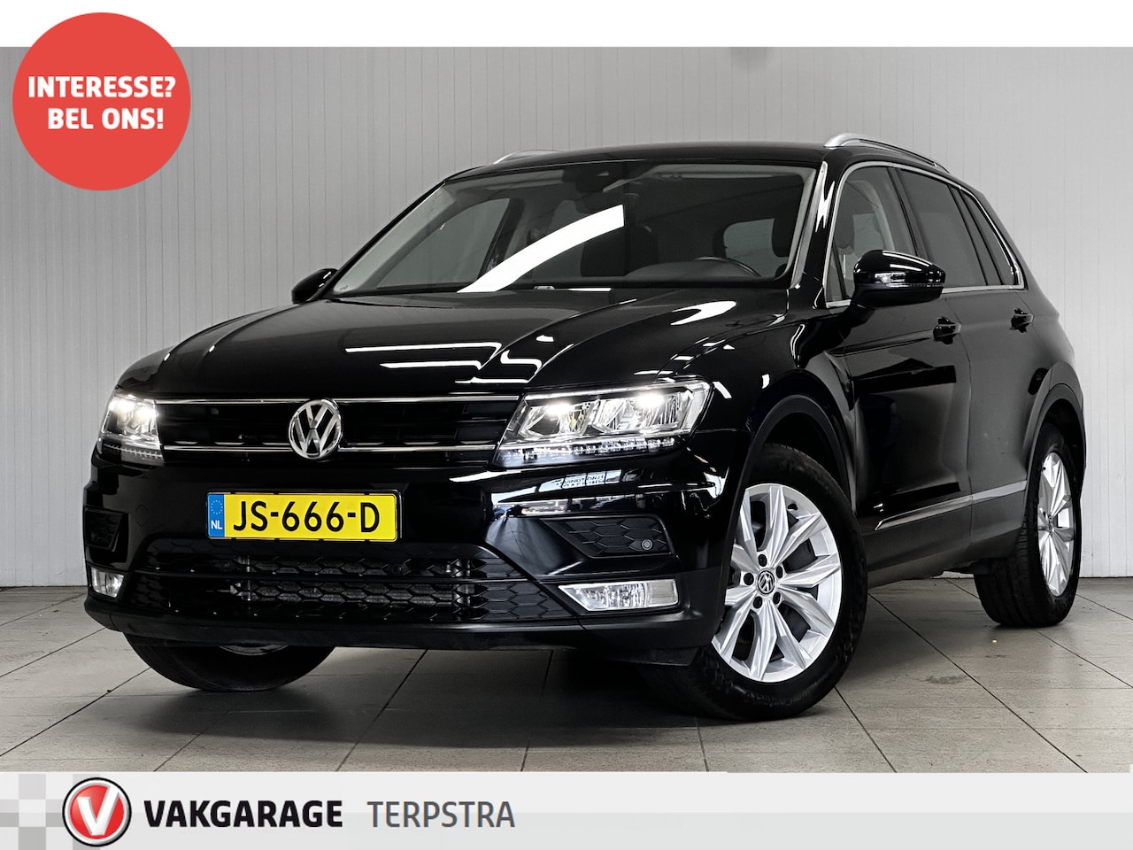 Volkswagen Tiguan - 1.4 TSI ACT Connected Series/ AUTOMAAT!/ Trekhaak/ 18'' LMV/ LED Koplampen/ Camera/ Apple - AutoWereld.nl