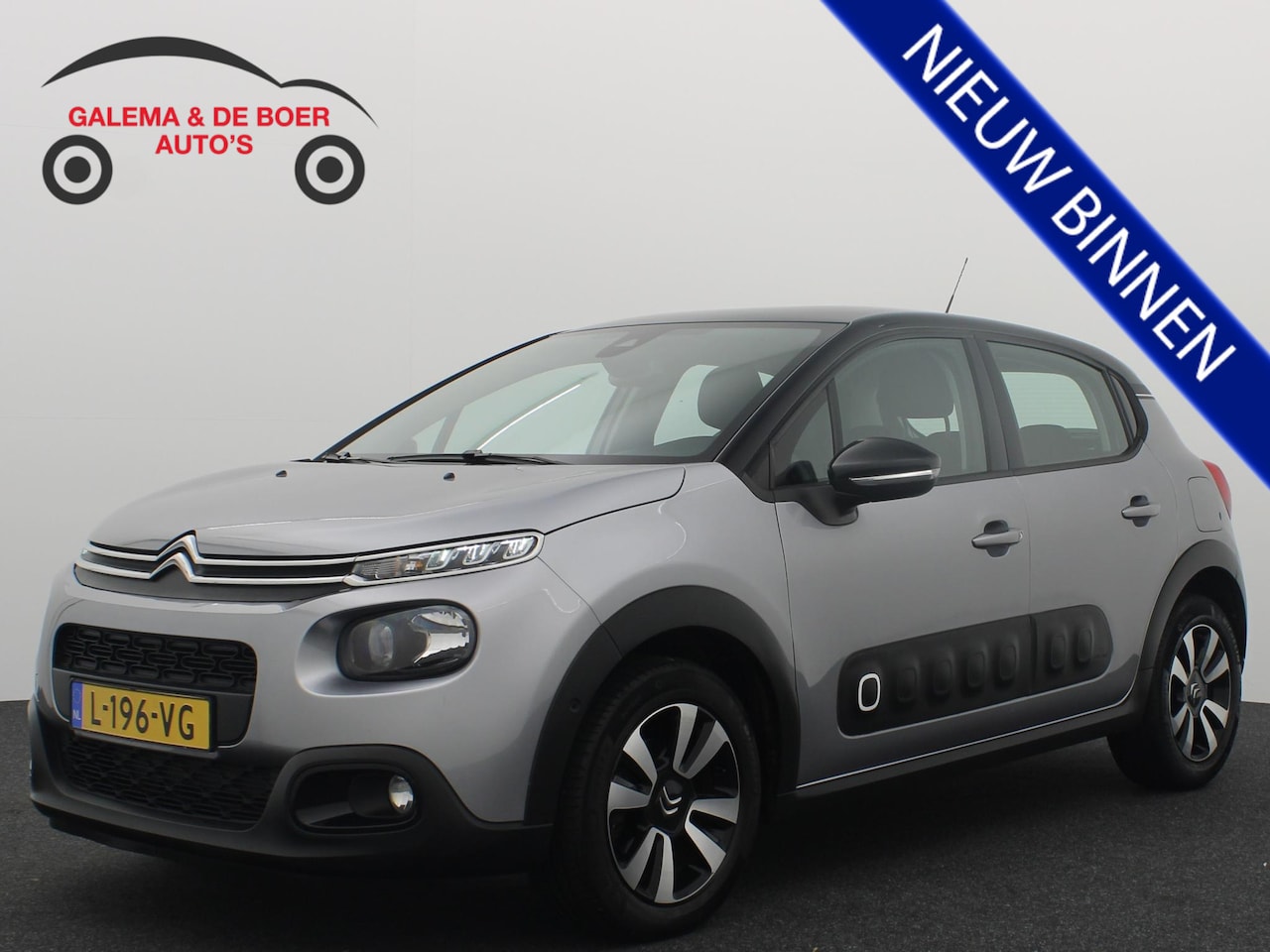 Citroën C3 - 1.2 PureTech Shine AUTOMAAT / DRIEM VV / CAMERA / TREKHAAK / CARPLAY / NAVI / CLIMA / PDC - AutoWereld.nl