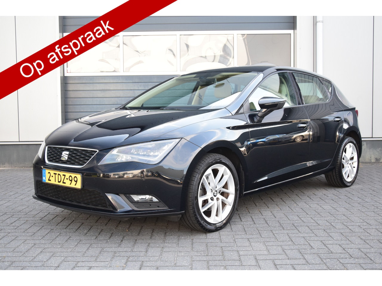 SEAT Leon - 1.4 TSI Style Navi Leer/stoelverwarming Sound/pakket Pdc - AutoWereld.nl