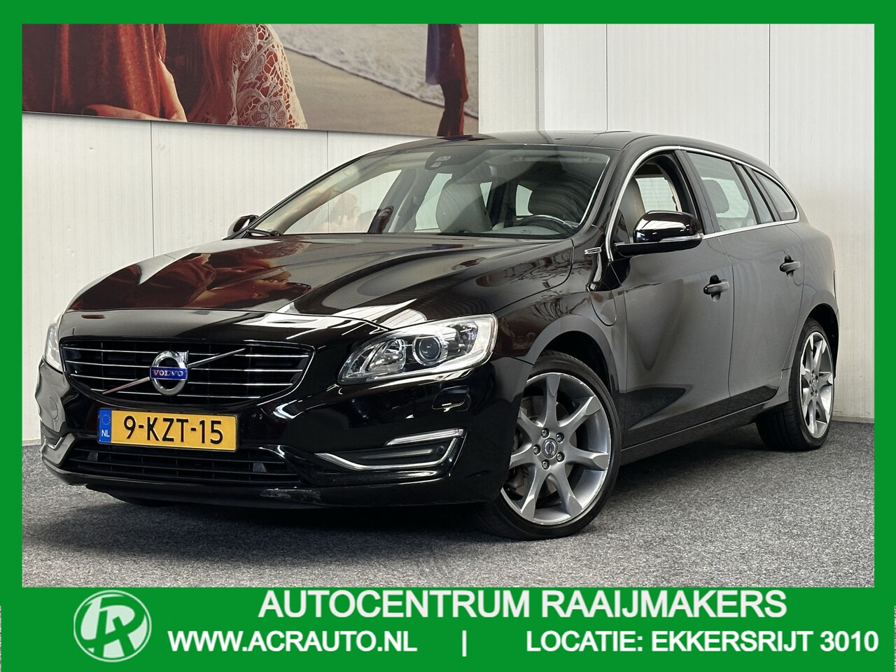 Volvo V60 - 2.4 D6 AWD PLUG- IN HYBRID SUMMUM NAVIGATIE CRUISE CONTROL CLIMATE CONTROL LEDER STOELVER - AutoWereld.nl