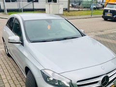 Mercedes-Benz A-klasse - 180 Ambition