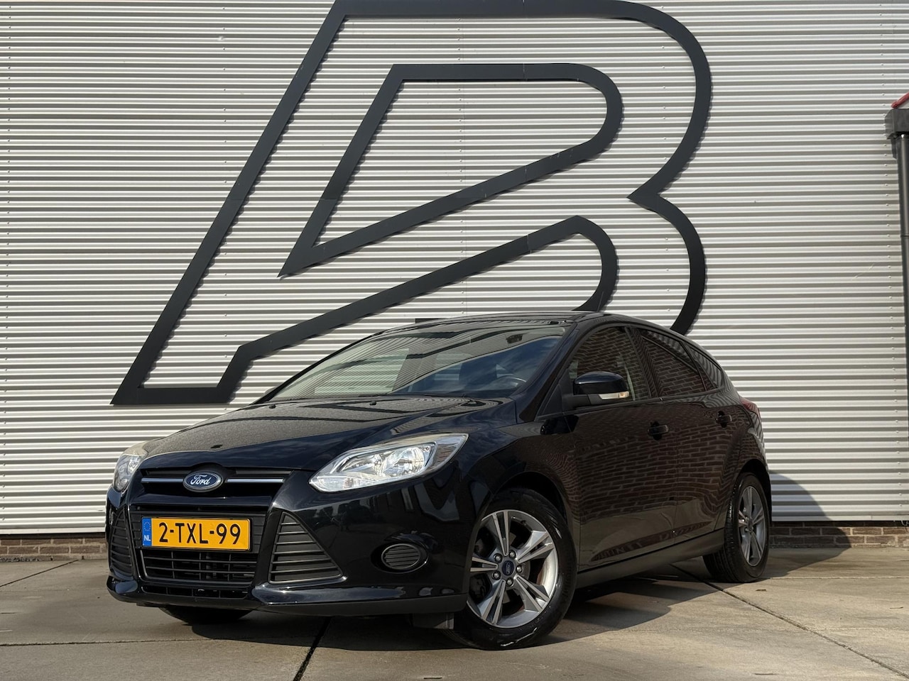 Ford Focus - 1.0 EcoBoost Edition 2e Eigenaar|Navi|Airco|Cruise|PDC|D-riem vv in 2024|N.A.P|APK tot 12- - AutoWereld.nl