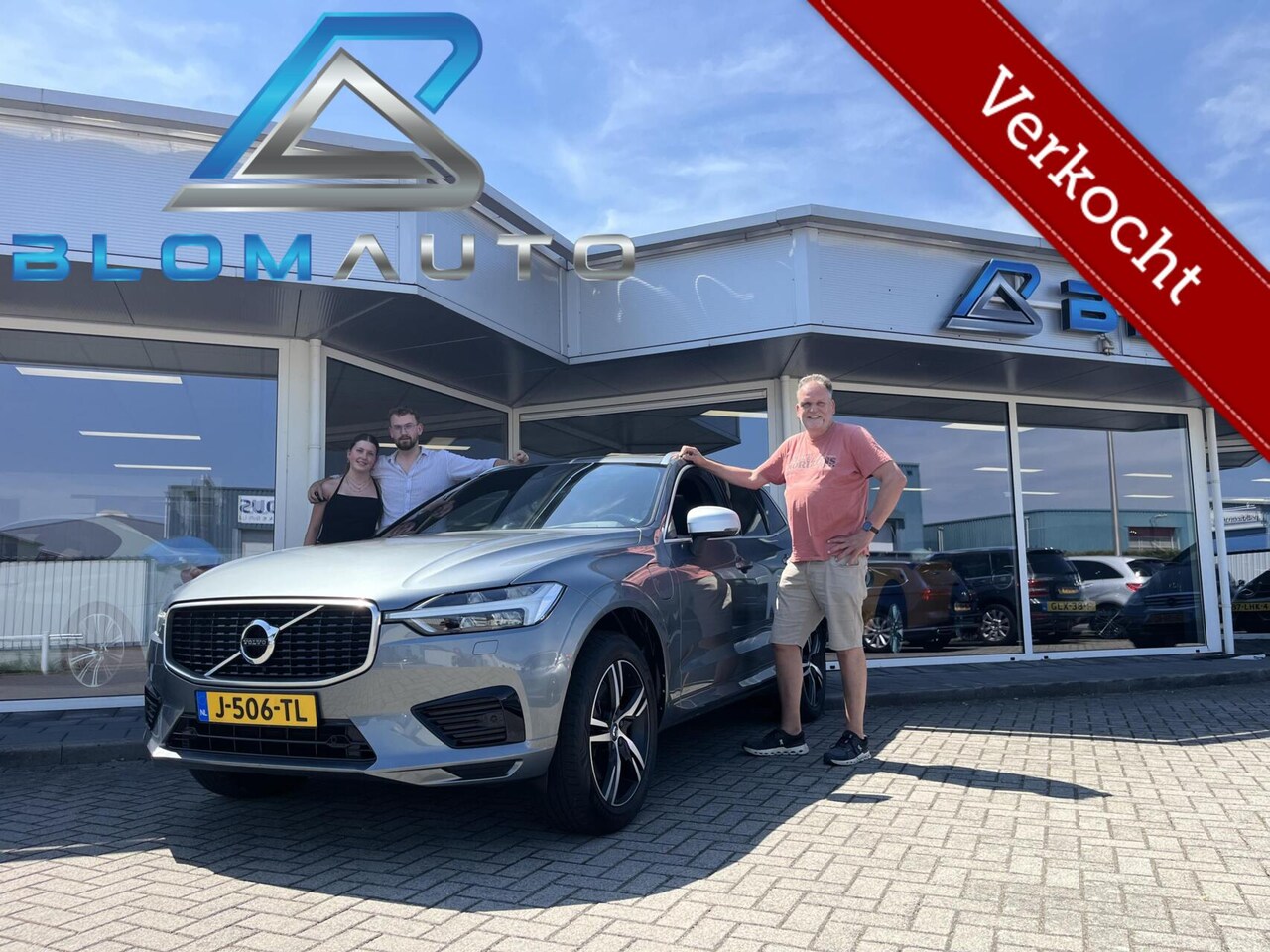 Volvo XC60 - 2.0 T8 Twin Engine AWD R-Design PANO+B&O+TREKHAAK - AutoWereld.nl