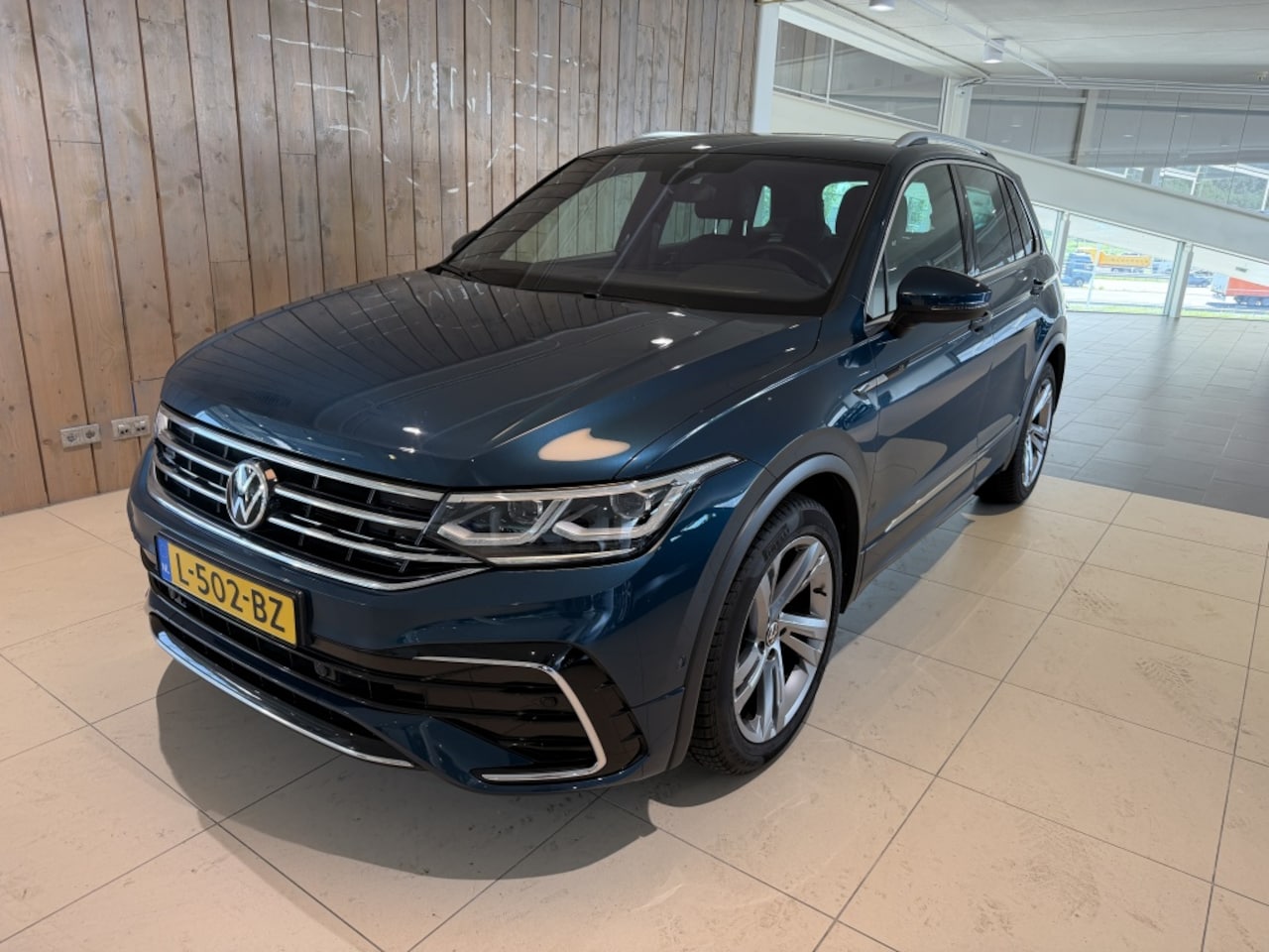 Volkswagen Tiguan - 1.5 TSI R-Line 1.5 TSI R-Line - AutoWereld.nl