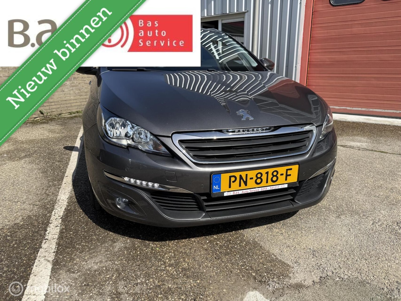 Peugeot 308 SW - 1.2 PureTech Blue Lease Executive 1.2 PureTech Blue Lease Executive - AutoWereld.nl