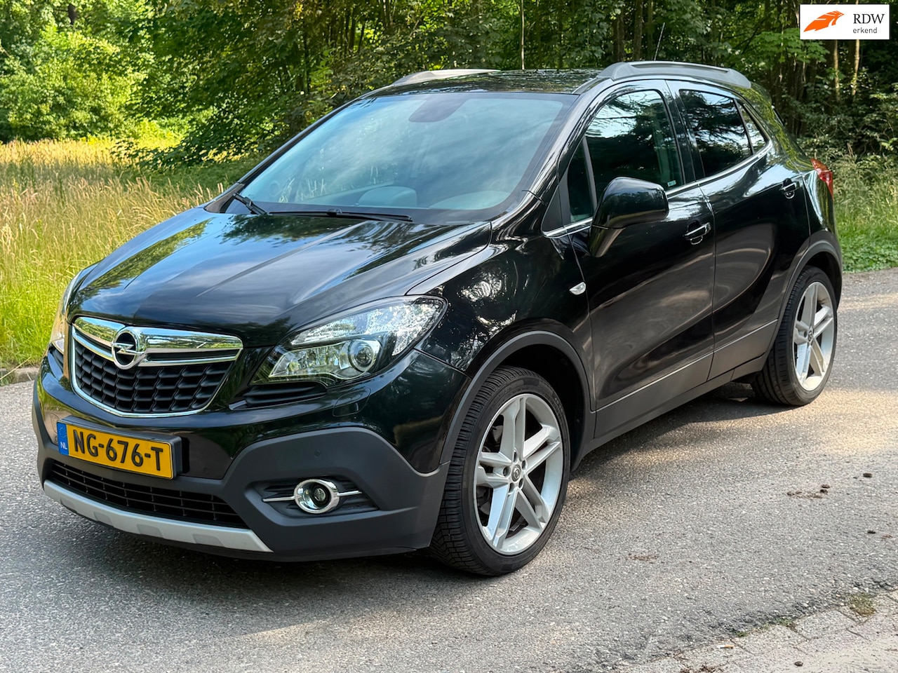 Opel Mokka - 1.6 CDTi Cosmo Zwart Led leer dak 2016 - AutoWereld.nl