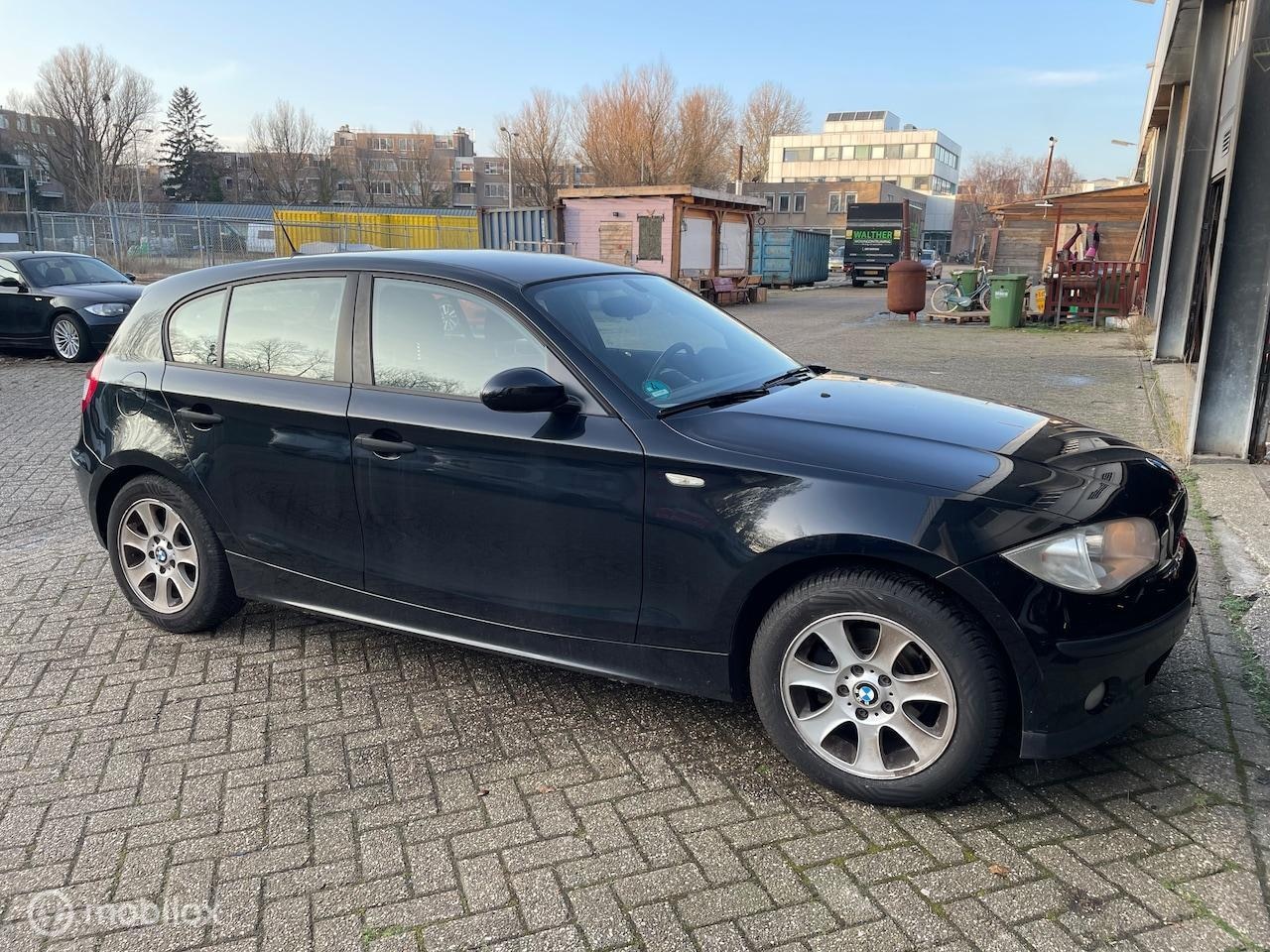 BMW 1-serie - 116i Business Line 116i Business Line 5-deurs - AutoWereld.nl