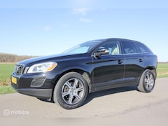 Volvo XC60 - 2.0 T5 FWD Summum Nederlandse auto, volledige historie Navi Afn.Trekhaak 241pk
