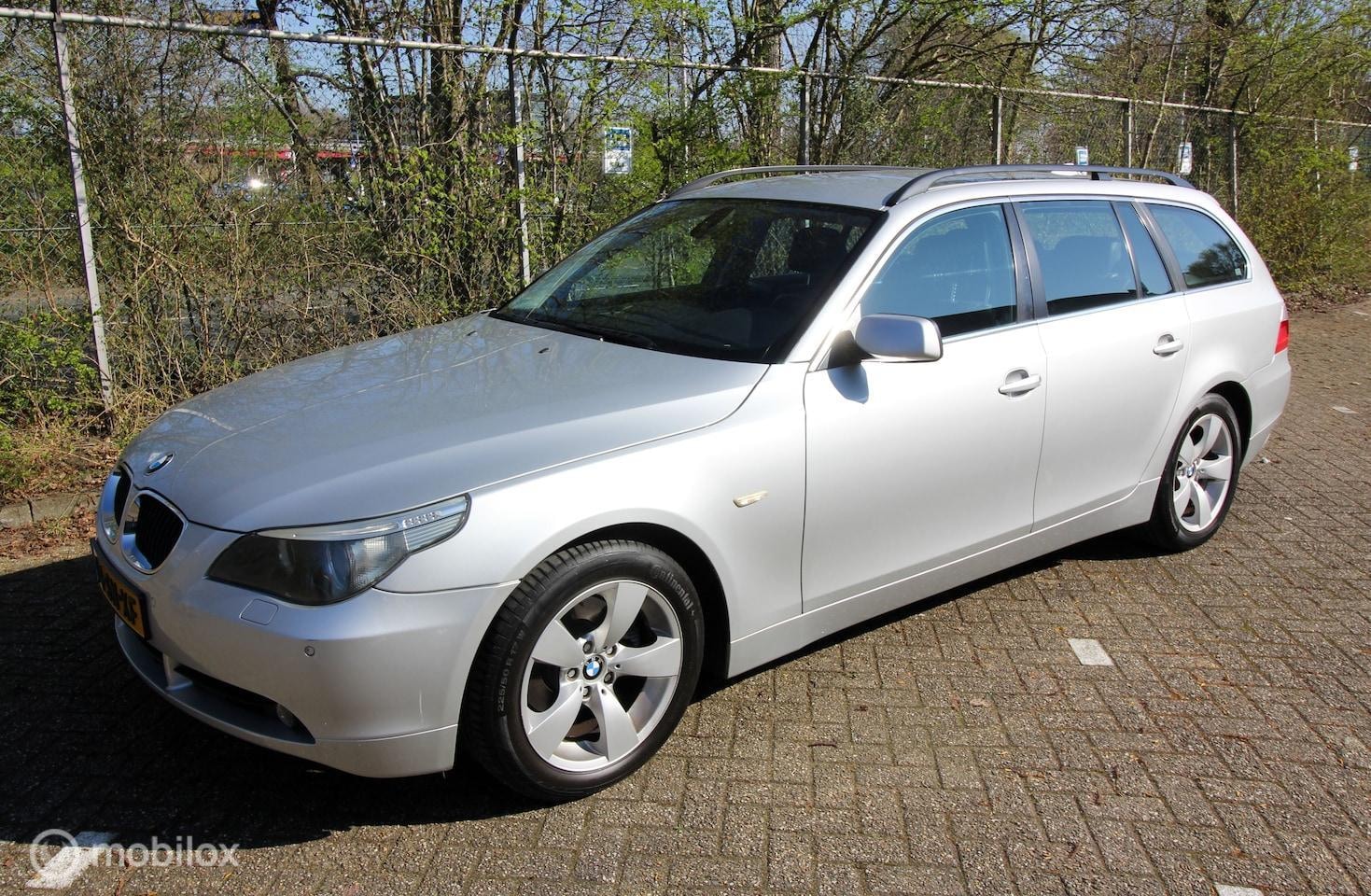 BMW 5-serie Touring - 525i Executive E61 Volledige Historie! 6-cilinder Leer Xenon Navi - AutoWereld.nl