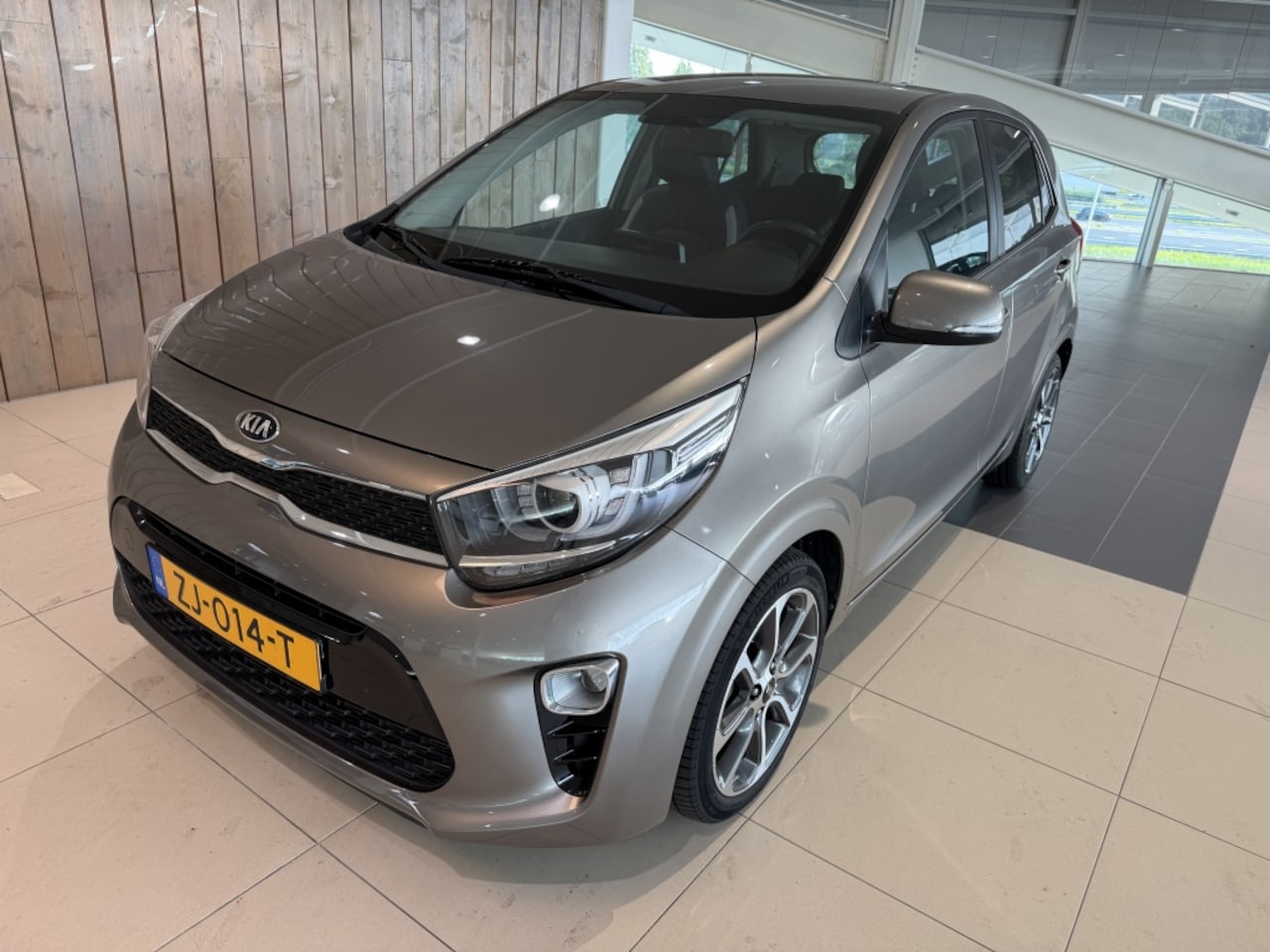Kia Picanto - 1.0 CVVT Design Ed. - AutoWereld.nl