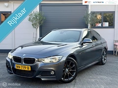 BMW 3-serie - 318i High Executive M Sport|RIJKLAAR|PDC|GARANTY