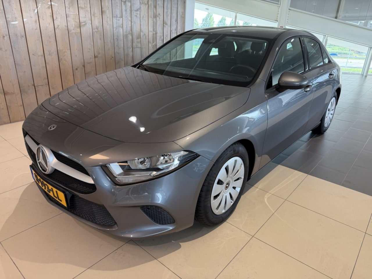 Mercedes-Benz A-klasse - 180 180 - AutoWereld.nl