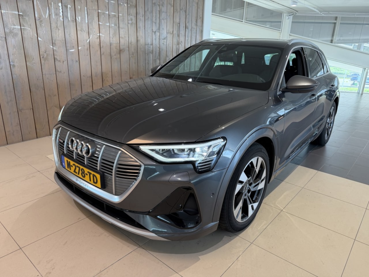 Audi e-tron - 55 quattro S ed 95 - AutoWereld.nl