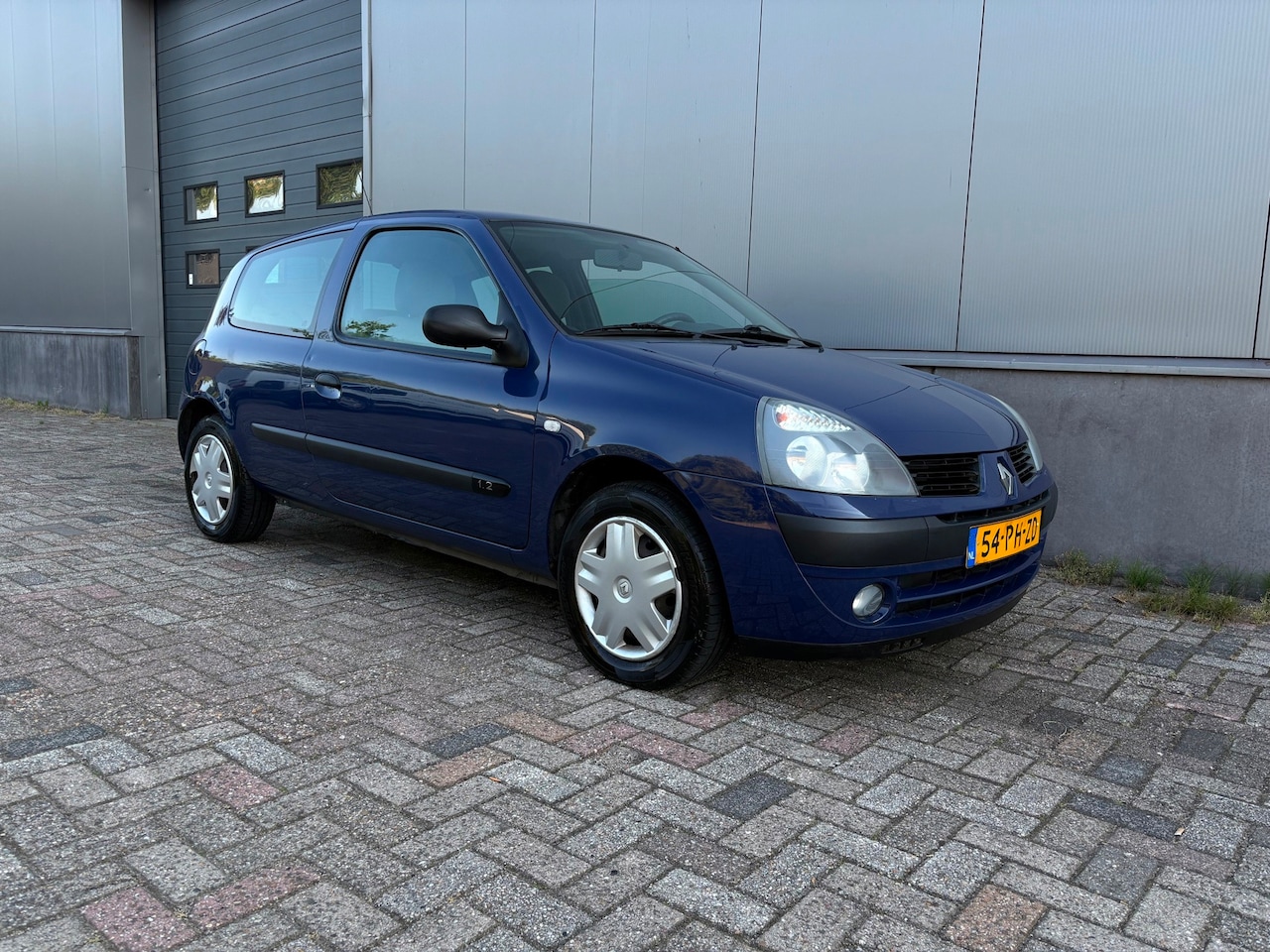 Renault Clio - 1.2 Comfort|Nieuw Apk|NAP|Weinig kilometers - AutoWereld.nl