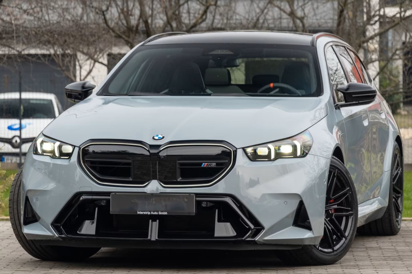 BMW 5-serie Touring - M5 ** DRIV. ASS+, M-REM, PANO, TREKH, ICONIC GLOW, MERINO LEDER, 21 INCH LMV ** 1e EIG - U - AutoWereld.nl