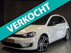 Volkswagen Golf - 1.4 TSI GTE PANO/KEYLESS/LEER/EERSTE EIGENAAR/CAMERA/STOELVERWARMING/APPLE CARPLAY/BOMVOL/