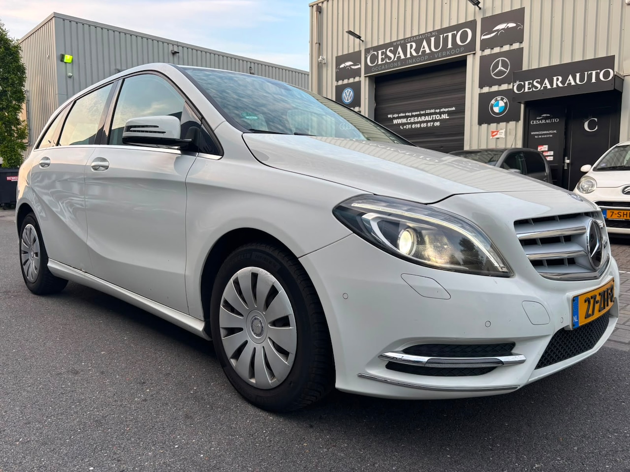 Mercedes-Benz B-klasse - 180 Ambition / 125 DKM - AutoWereld.nl