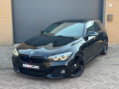 BMW 1-serie - 120i F20 5Drs Aut Shadowline Executive M-sport