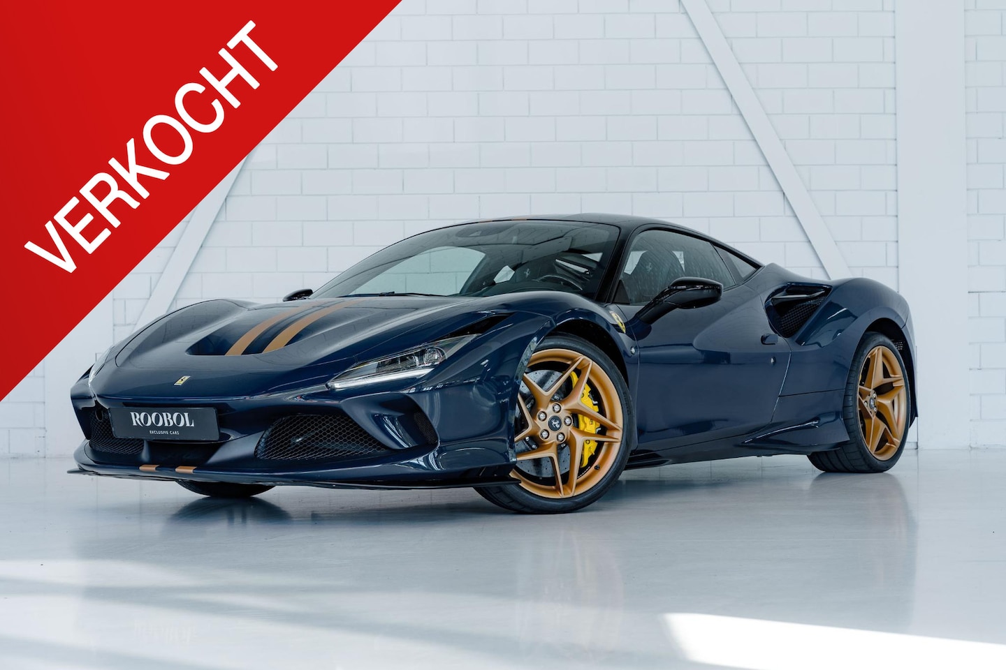 Ferrari F8 Tributo - 3.9 V8 HELE | Carbon | Ferrari Shield | Blu Pozzi | - AutoWereld.nl