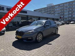 BMW 1-serie - 118i Executive Edition Navi Lmv Cruise Pdc Nap