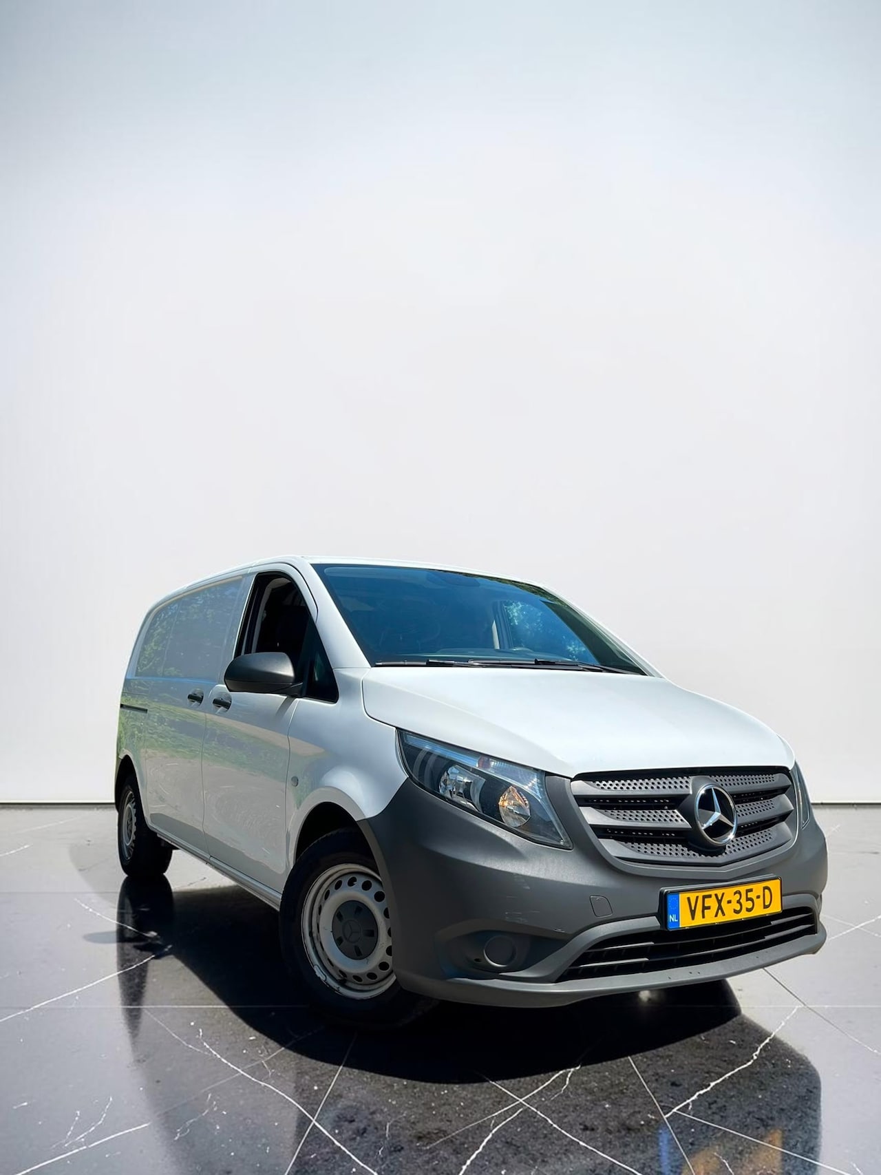 Mercedes-Benz Vito - 110 CDI Lang | BTW| 3 Zits|Media| Airco| - AutoWereld.nl