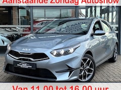 Kia Cee'd - Ceed 1.5 T-GDI AUTOMAAT DYNAMICLINE NAVI PDC WINTERPACK