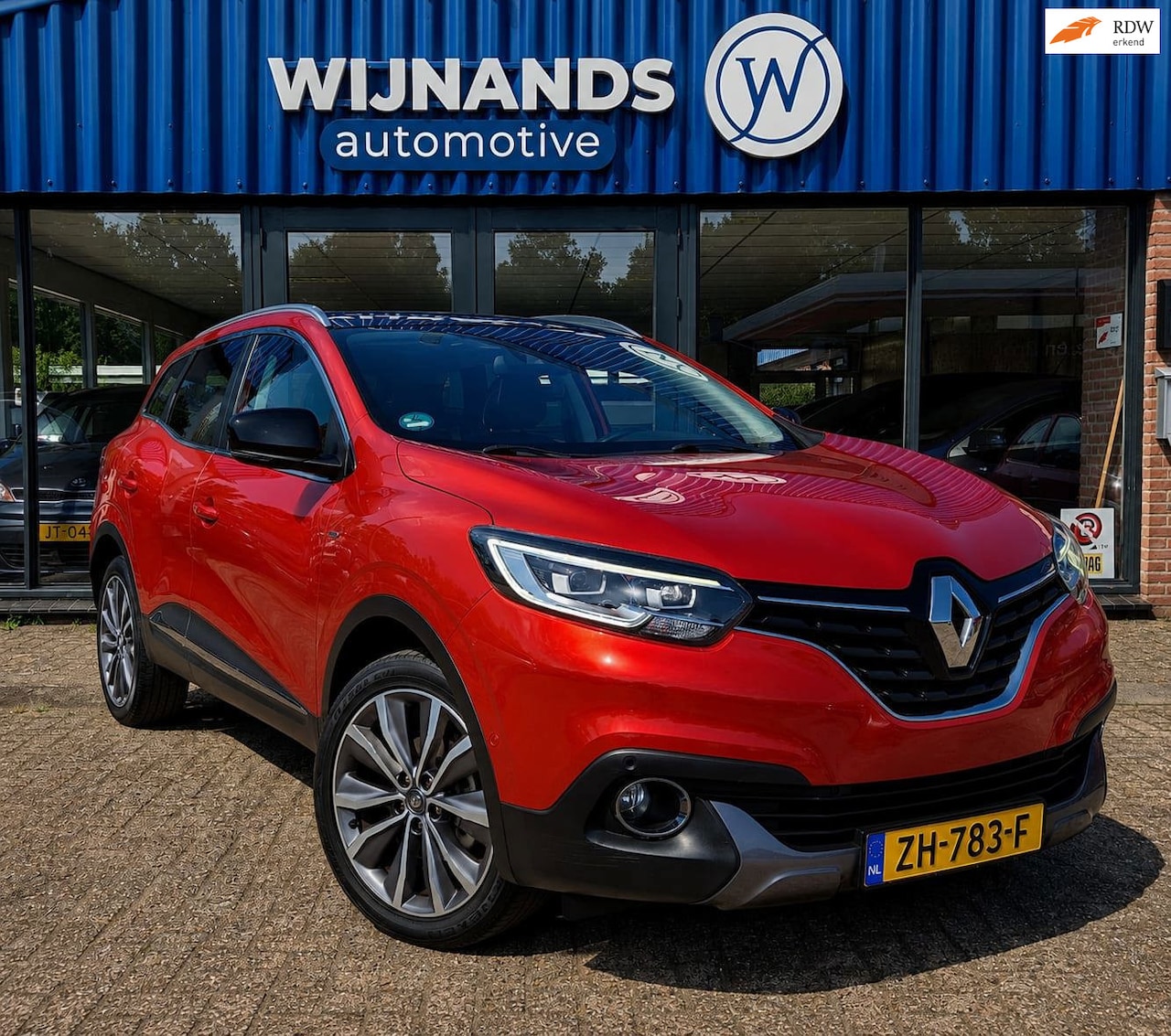 Renault Kadjar - 1.2 TCe Bose Panoramadak Trekhaak Camera Clima - AutoWereld.nl