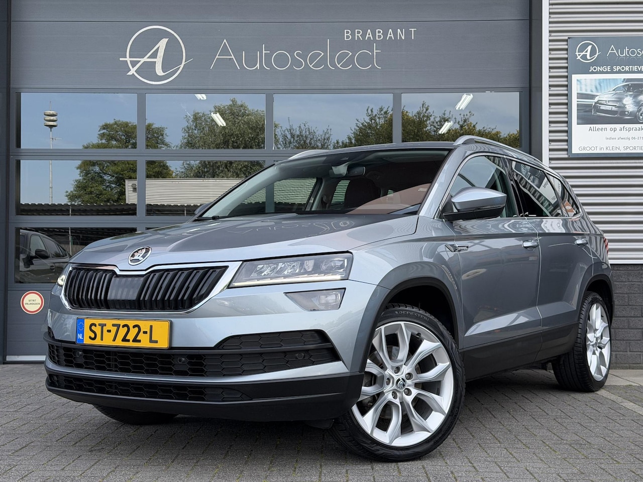 Skoda Karoq - 1.5 TSI ACT Style Business Navi | Camera | NAP - AutoWereld.nl