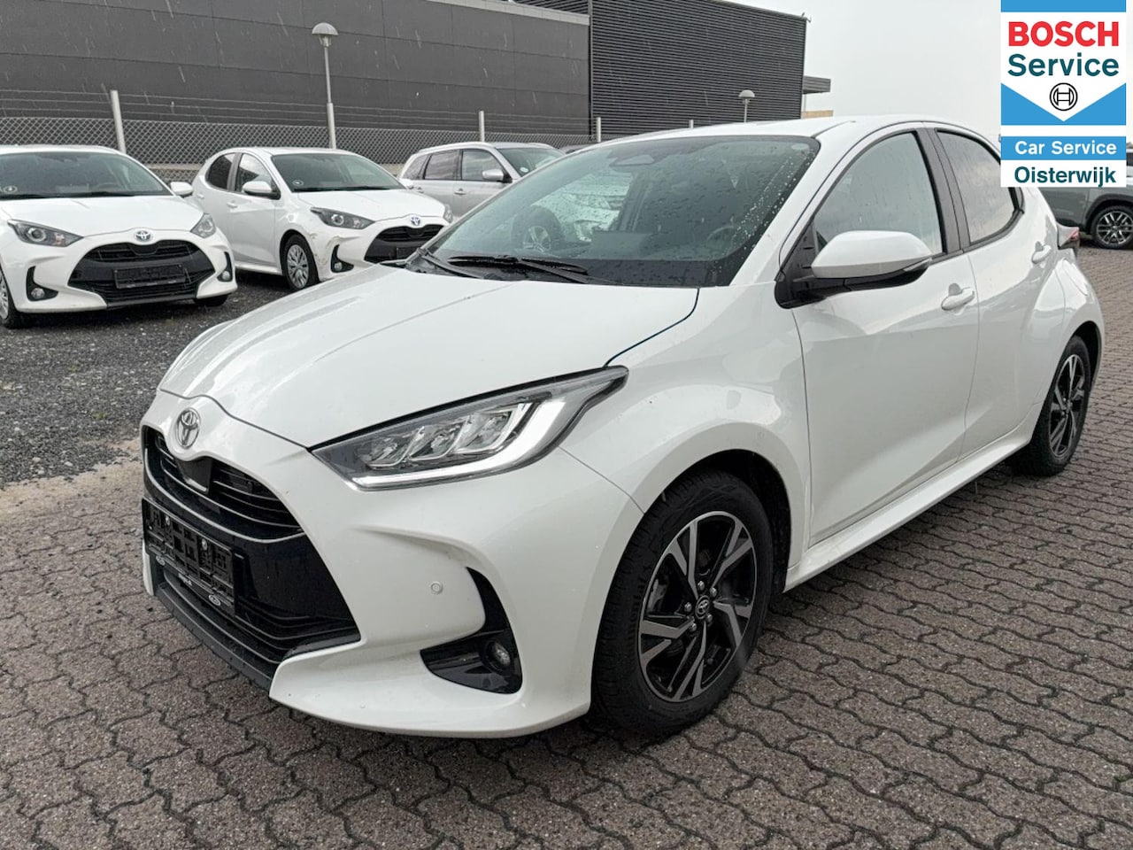 Toyota Yaris - 1.5 Hybrid 115 Business Plus - AutoWereld.nl