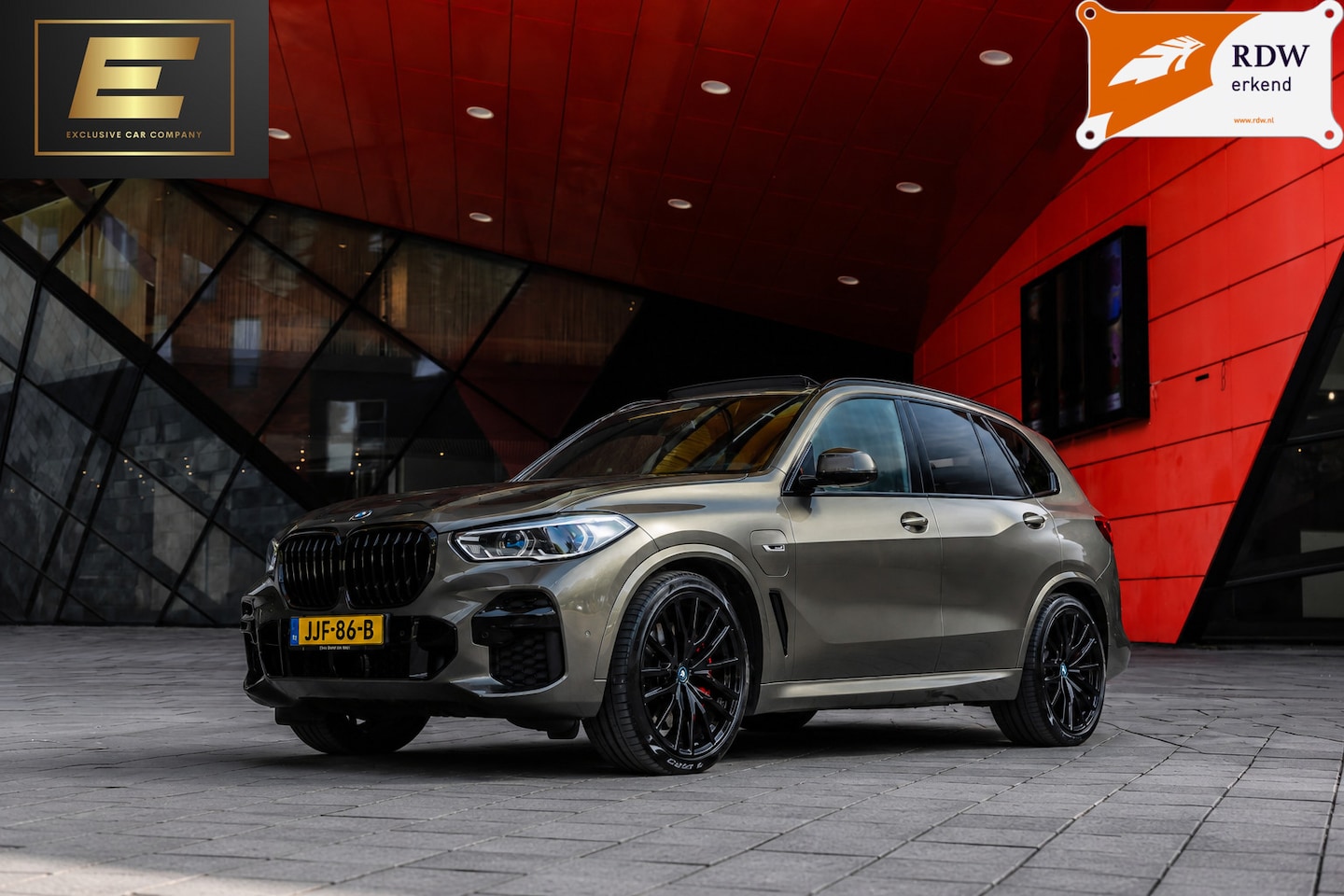 BMW X5 - xDrive45e High Executive | Pano | M-sportstoelen | Panodak | Manhattan Green - AutoWereld.nl