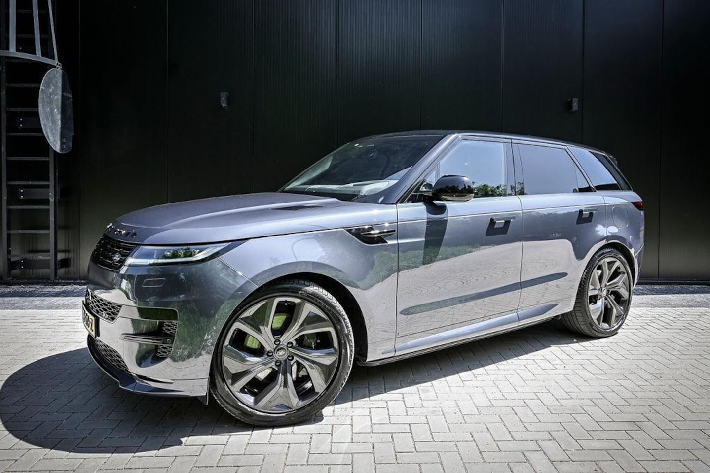 Land Rover Range Rover Sport - 3.0 P510e First Edition - AutoWereld.nl