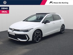 Volkswagen Golf - 1.5eTSI/150PK R-Line Black Style DSG · Panoramadak · Navigatie · Apple/Android Carplay · G