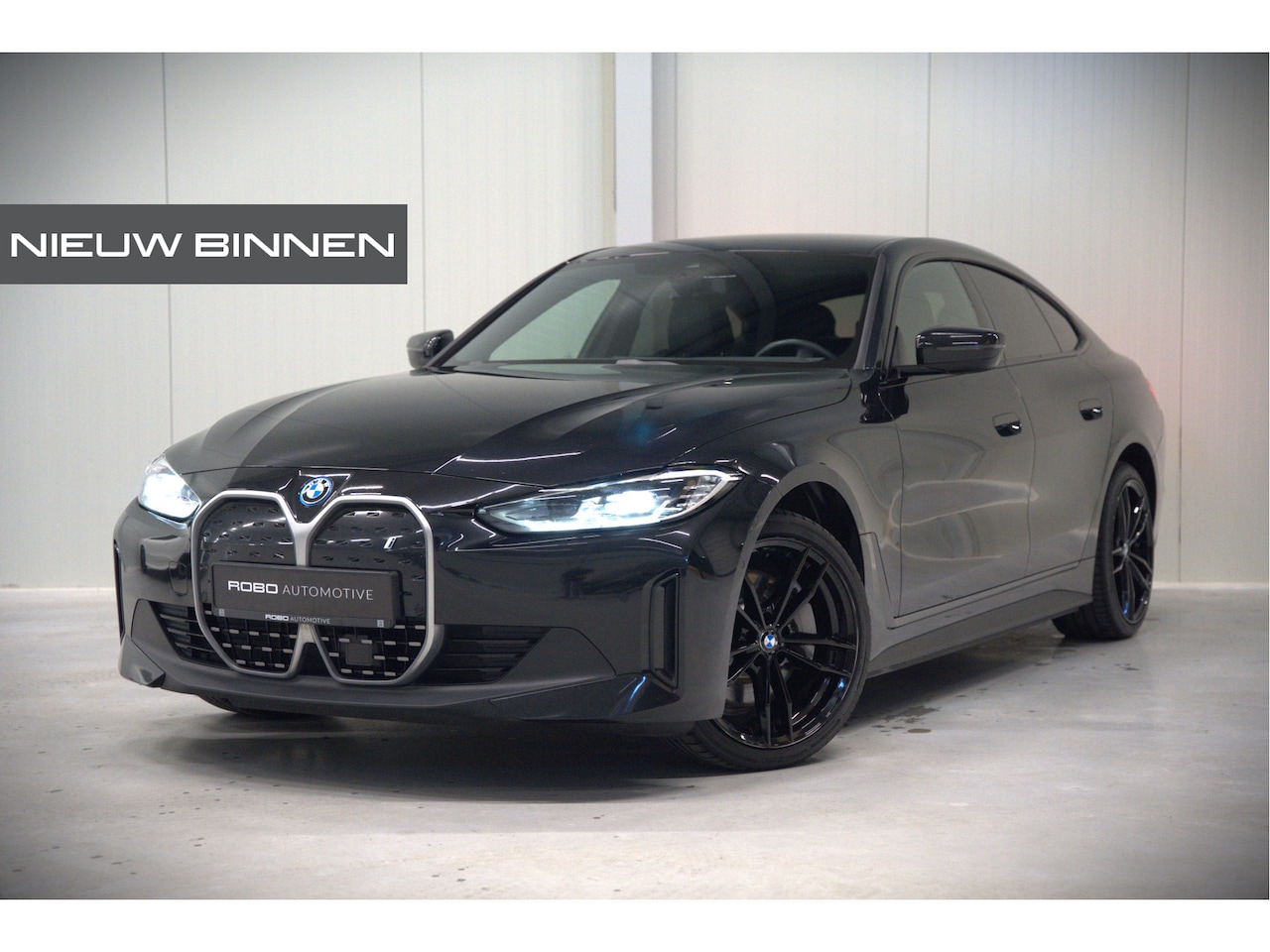 BMW i4 - eDrive40 84 kWh | Stoelverwarming | Stuurverwarming | Apple Carplay | Adaptive Cruise Cont - AutoWereld.nl