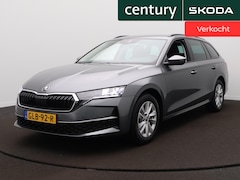 Skoda Octavia Combi - 1.5 TSI First Edition Apple Carplay/Android Auto - Trekhaak - Pdc - Clima