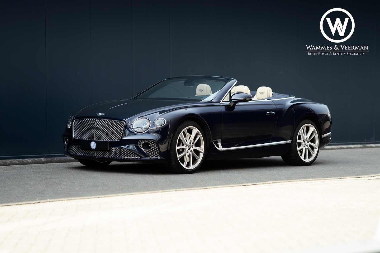 Bentley Continental GTC - 4.0 V8 Mulliner 4.0 V8 Mulliner - AutoWereld.nl
