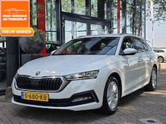 Skoda Octavia Combi - 1.0 TSI Ambition | Navigatie | Cruise Control | Climate Control | Parkeersensoren | Licht