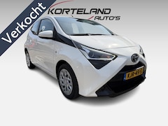 Toyota Aygo - 1.0 VVT-i x-play AIRCO CAMERA LED
