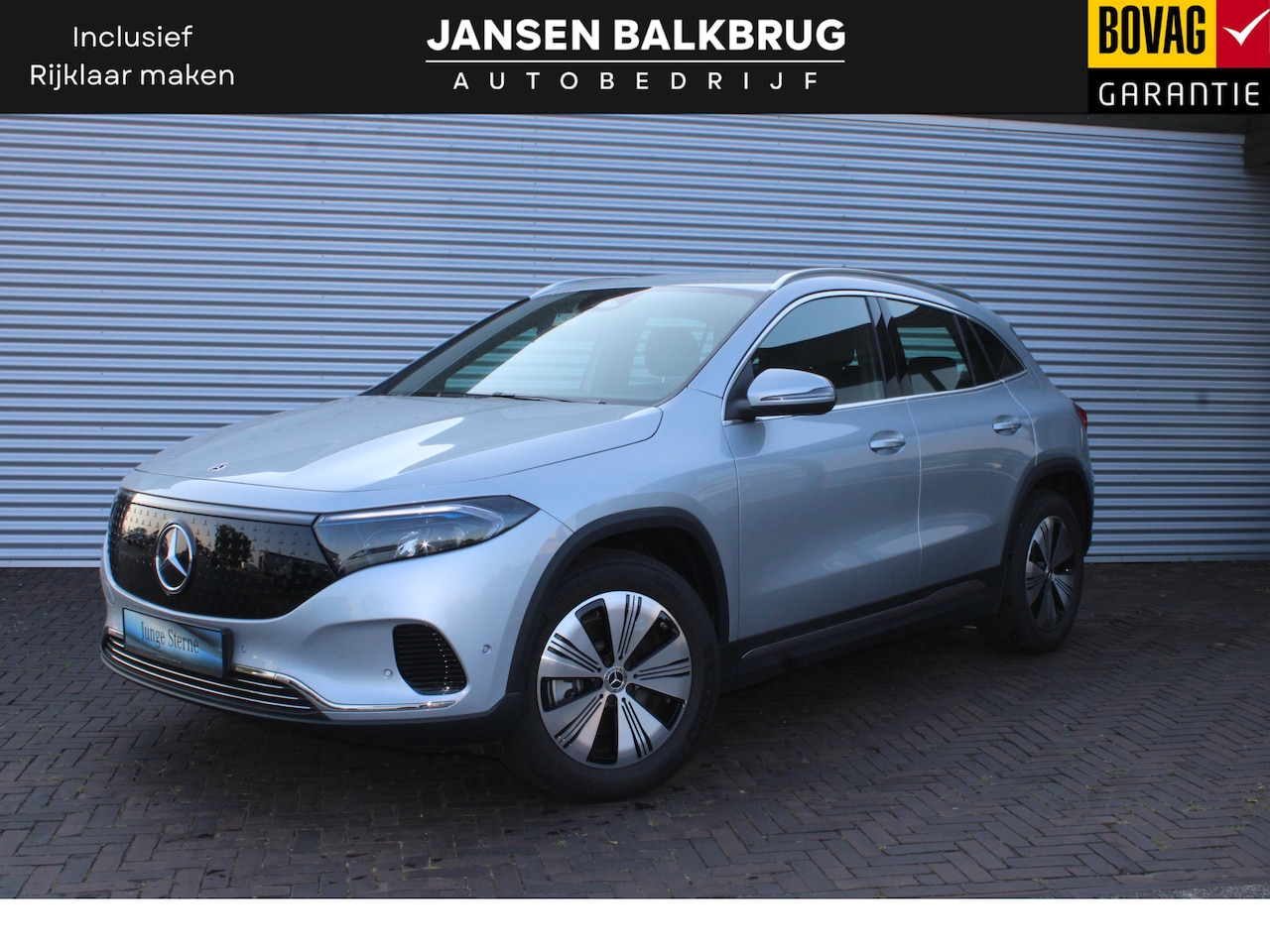 Mercedes-Benz EQA - 300 4MATIC Luxury Line LIMITED 67 kWh auto is nieuw lage km - AutoWereld.nl