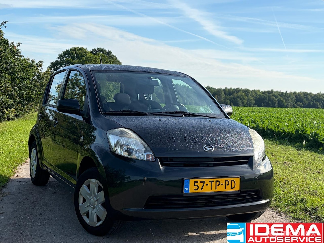 Daihatsu Sirion 2 - 1.3-16V Comfort 1.3-16V Comfort - AutoWereld.nl